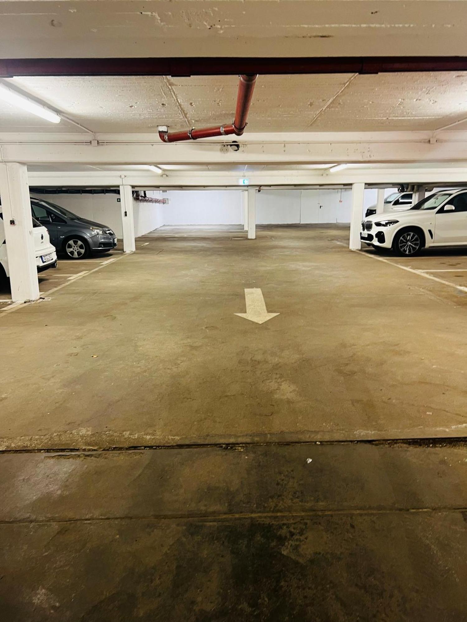 Ladenwohnung In Kreuzberg Mit Parkplatz In Einer Tiefgarage Berlin Exterior photo